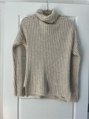 Abercrombie & Fitch Cream Chunky Knit Turtleneck Sweater